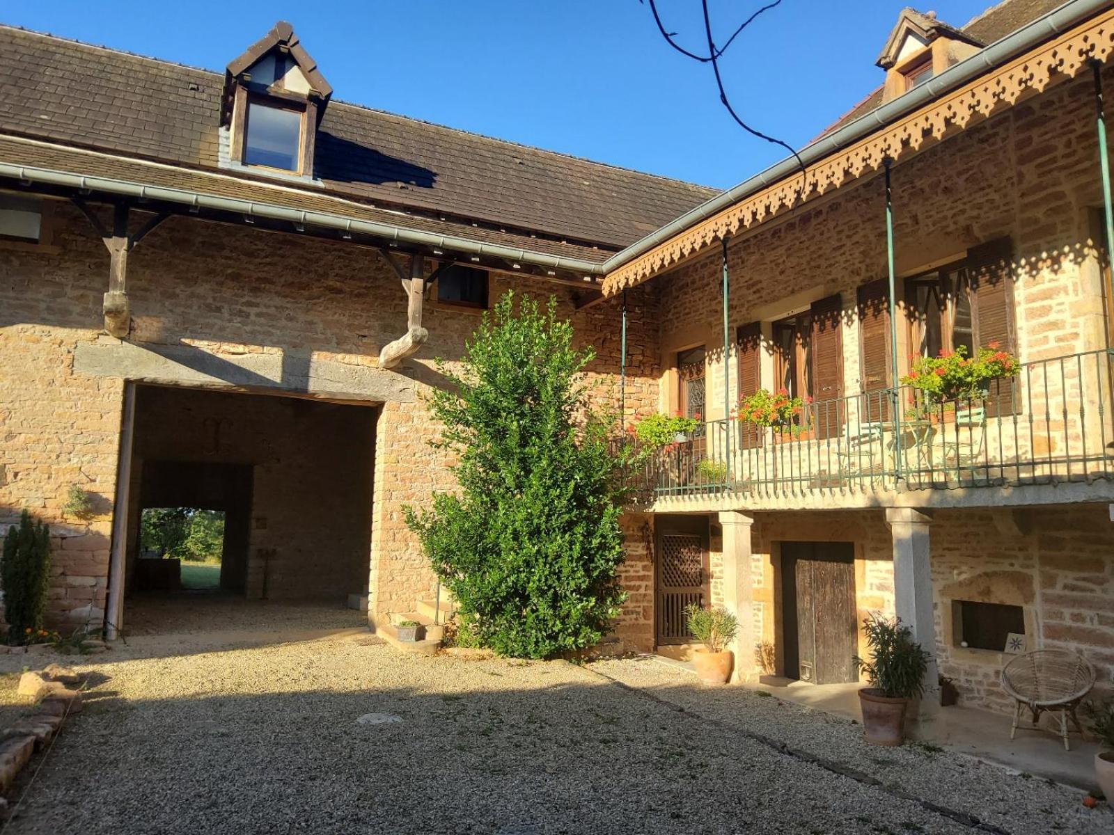 Bed and Breakfast La Parenthese A Etrigny Exteriér fotografie